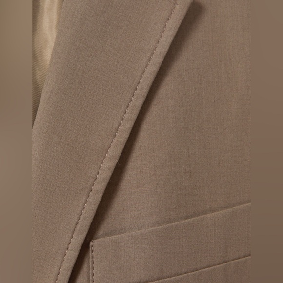 Reiss “Hope” Single Breasted Cotton Blazer
NWT Retail 425 usd - Picture 6 of 6